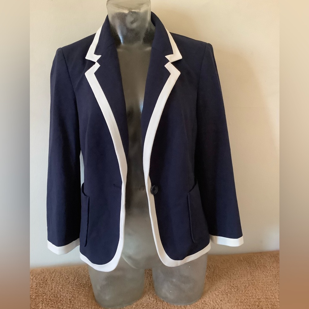 Navy Blazer with White Trim